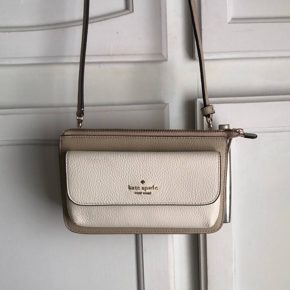 Kate spade small purse.